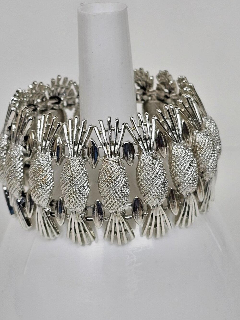Vtg Sarah Coventry Silver Tone Bracelet Simply Elegant Pineapple Chunky Link 60s